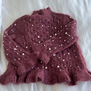 bell sleeve sweater new. never worn